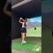 【運気アップ✨️】 ゴルフ女子がいってらっ しゃいを言ってくれる動画1日の始まりは この動画から#ゴルファー女子 #ゴルフ #ゴルフスイング #ゴルフ好きと繋がりたい#golfer#golfswing